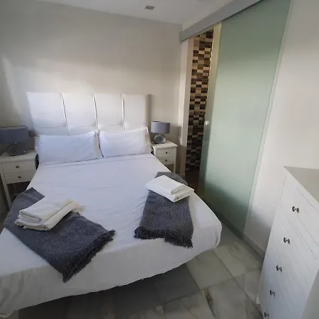 Beautiful House In Elviria, With 2 Bedrooms, 2 Swimming Pools, Sauna, Jacuzzi, Gym, Wifi Holiday home *