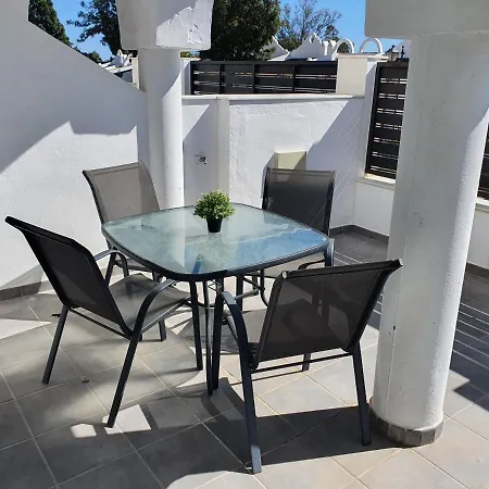 Beautiful House In Elviria, With 2 Bedrooms, 2 Swimming Pools, Sauna, Jacuzzi, Gym, Wifi Holiday home *