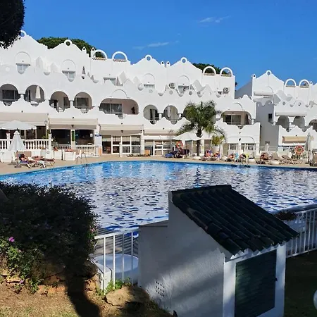 Beautiful House In Elviria, With 2 Bedrooms, 2 Swimming Pools, Sauna, Jacuzzi, Gym, Wifi Holiday home *