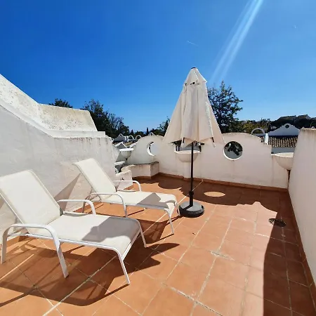 Beautiful House In Elviria, With 2 Bedrooms, 2 Swimming Pools, Sauna, Jacuzzi, Gym, Wifi Marbella